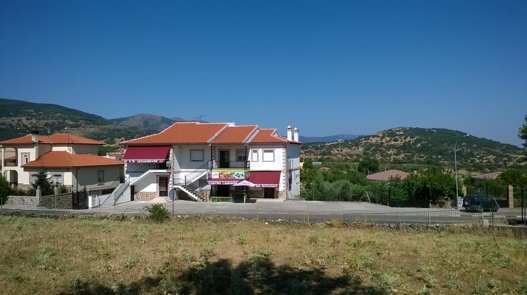 Alojamiento CR Cuatro Caminos San Pablo de los Montes Exterior foto