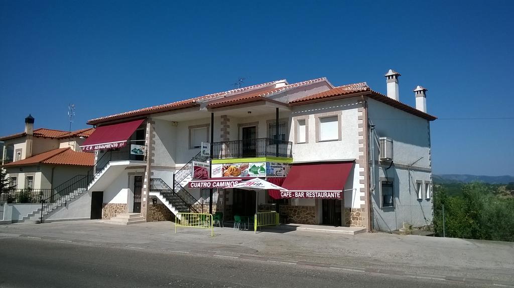 Alojamiento CR Cuatro Caminos San Pablo de los Montes Exterior foto